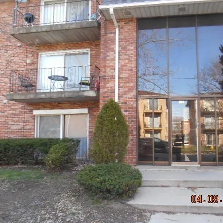 Buy this 1 bed condo on 657 Chappel Avenue in Calumet City, IL 60409