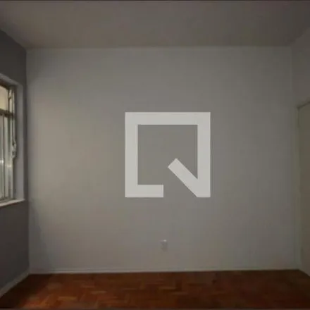 Rent this 2 bed apartment on Avenida Vicente de Carvalho in Vicente de Carvalho, Rio de Janeiro - RJ