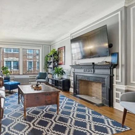Image 4 - 4900-4918 South Drexel Boulevard, Chicago, IL 60615, USA - House for sale
