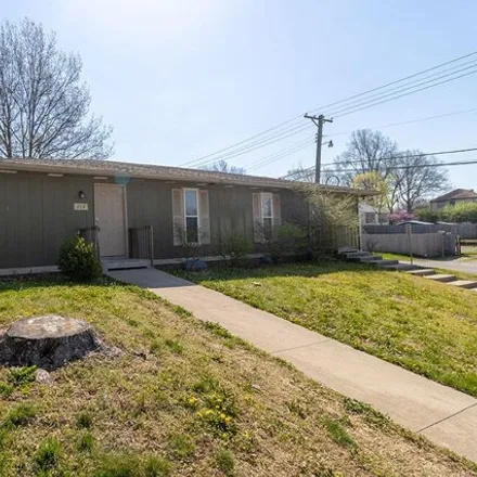 Image 1 - Salvation Army, West Ash Street, Columbia, MO 65203, USA - House for rent