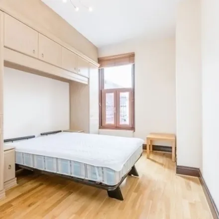 Image 5 - 287 Upper Street, London, N1 2TZ, United Kingdom - Apartment for rent