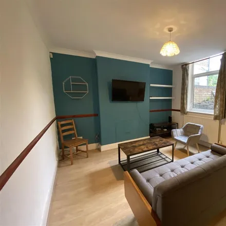 Rent this 4 bed house on 2-10 Surrey Street in Derby, DE22 3GF