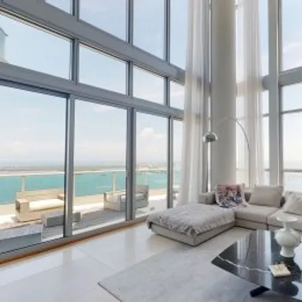 Buy this 6 bed apartment on #4611,1331 Brickell Bay Drive in Miami Financial District, Miami
