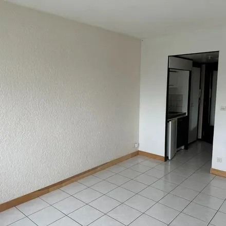 Rent this 1 bed apartment on 2;4 Rue du Mouzon in 54520 Laxou, France