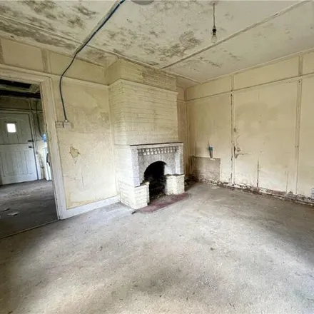 Image 2 - West Lodge, Blacksmith Lane, Chilworth, GU4 8NQ, United Kingdom - House for sale