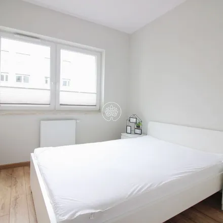 Rent this 3 bed apartment on Bohaterów Kragujewca 9 in 85-860 Bydgoszcz, Poland