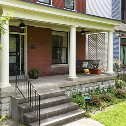 Image 2 - 1430 Highland Avenue, Louisville, KY 40204, USA - House for sale