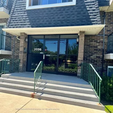 Image 2 - 3220 Sanders Rd Apt 2D, Northbrook, Illinois, 60062 - Condo for rent