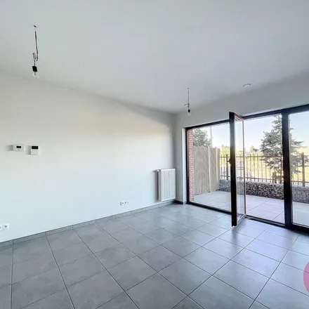 Rent this 1 bed apartment on Avenue des Hortensias - Hortensiaslaan 26 in 1070 Anderlecht, Belgium