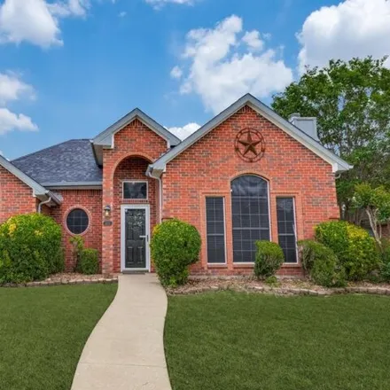 Buy this 3 bed house on 2158 Highwood Street in Mesquite, TX 75181