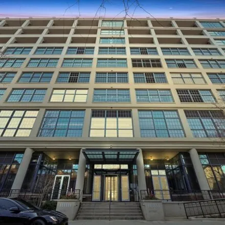 Buy this 2 bed condo on 600 West in 600 West Chicago Avenue, Chicago