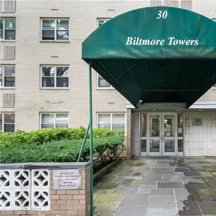Buy this 1 bed condo on 30 Lake St Apt 2H in White Plains, New York