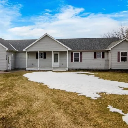 Image 3 - 11242 South Bright Road, Kasson Township, MI 49664, USA - House for sale