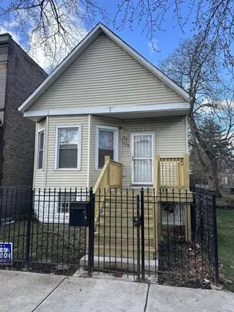 Buy this 3 bed house on 7418 South Blackstone Avenue in Chicago, IL 60619