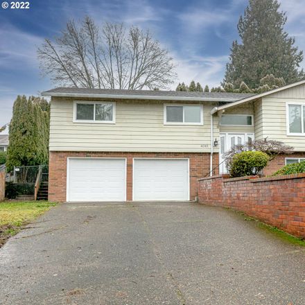 Rent this 3 bed house on 4061 Southeast El Camino Drive in Gresham, OR 97080