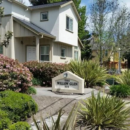 Image 1 - 7925 Santa Barbara Drive, Rohnert Park, CA 94931, USA - Townhouse for rent