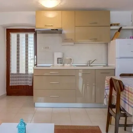 Image 3 - Croatia, Cons, 51557 Grad Cres - Apartment for rent