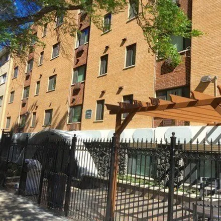 Rent this 1 bed apartment on 6201 North Kenmore Avenue in Chicago, IL 60660