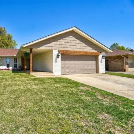 Buy this 3 bed house on 183 East Parkland Drive in Yukon, OK 73099
