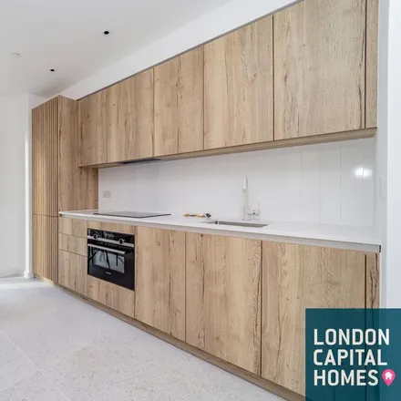 Image 7 - 126 Cavell Street, London, E1 2EE, United Kingdom - Apartment for rent