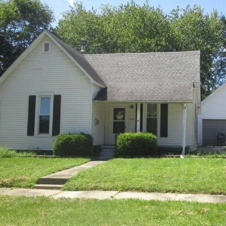 Buy this 2 bed house on 438 South Star Avenue in Sullivan, IN 47882