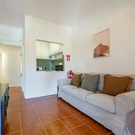 Image 4 - Meidin Pizza, Rua de Santa Catarina 949, 4000-263 Porto, Portugal - Apartment for rent
