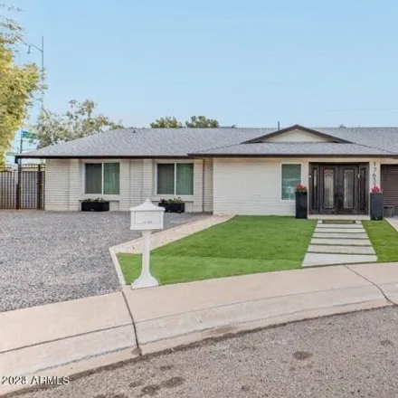 Rent this 3 bed house on 17637 North 6th Place in Phoenix, AZ 85022