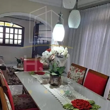 Rent this 3 bed house on Rua Valentim Dal Checo in Alves Dias, São Bernardo do Campo - SP