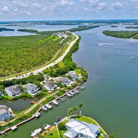Image 7 - 2460 Harbour Cove Dr, Florida, 34949 - House for sale