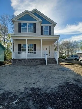 Buy this 4 bed house on 2621 Hickory Street in Portsmouth, VA 23707