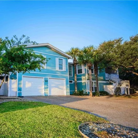 Buy this 6 bed house on 201 West Oaks Avenue in Port Aransas, TX 78373