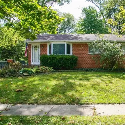 Buy this 3 bed house on 30569 Beechwood Avenue in Garden City, MI 48135