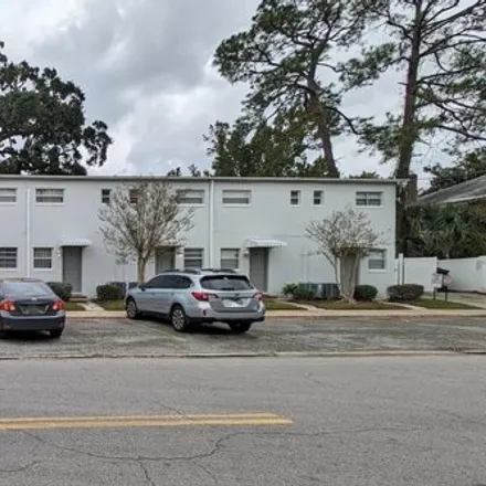 Rent this 1 bed apartment on 1606 King Street in Jacksonville, FL 32204