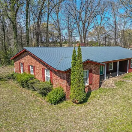 Image 2 - 80 Wallace Road, Jackson, TN 38301, USA - House for sale