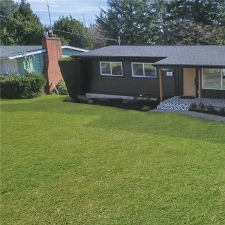 Buy this 4 bed house on 6818 North 11th Street in Tacoma, WA 98406