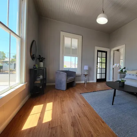 Image 5 - 1529 Hoover Avenue, National City, CA 91950, USA - House for sale