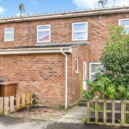 Rent this 3 bed townhouse on Galahad Close in Andover, SP10 4BL