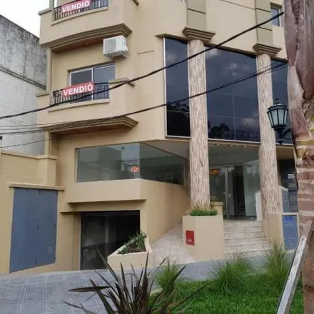 Buy this 1 bed apartment on Manuel Ocampo 501 in 1824 Lanús Oeste, Argentina