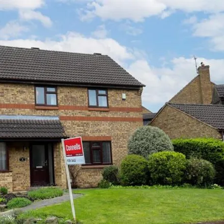 Buy this 4 bed house on Thorn Stile Close in Cubbington, CV32 7XD