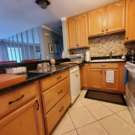 Rent this 2 bed apartment on 403 Finchley Court in Hillsborough County, FL 33573