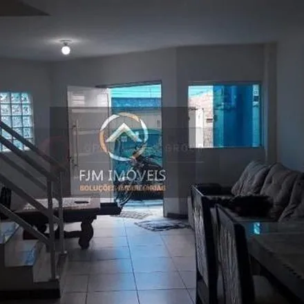 Buy this 3 bed house on Rua Doutor Godofredo Garcia Justo in Cafubá, Niterói - RJ