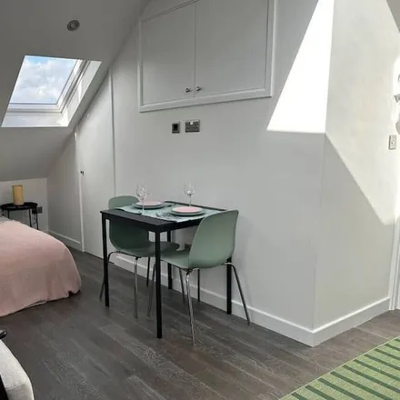 Rent this 1 bed apartment on London in SE5 9PG, United Kingdom