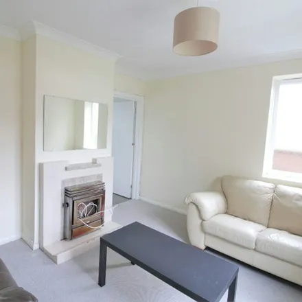 Rent this 5 bed townhouse on 86 The Avenue in Brighton, BN2 4FA