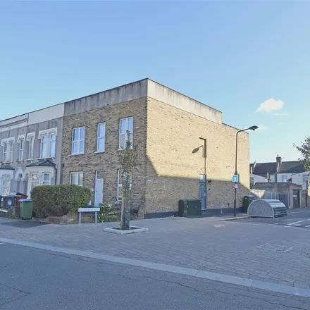 Image 7 - Buxton School, 234 Cann Hall Road, London, E11 3NN, United Kingdom - Apartment for rent
