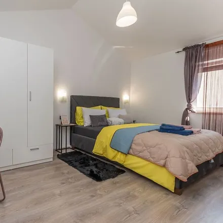 Rent this 2 bed apartment on 52474 Nova Vas - Villanova