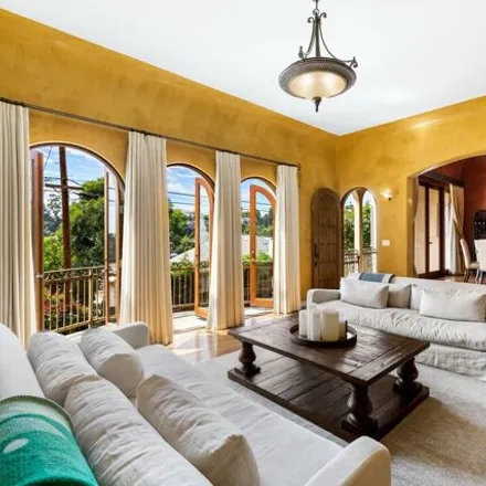 Image 3 - 2616 Rutherford Drive, Los Angeles, CA 90068, USA - House for sale
