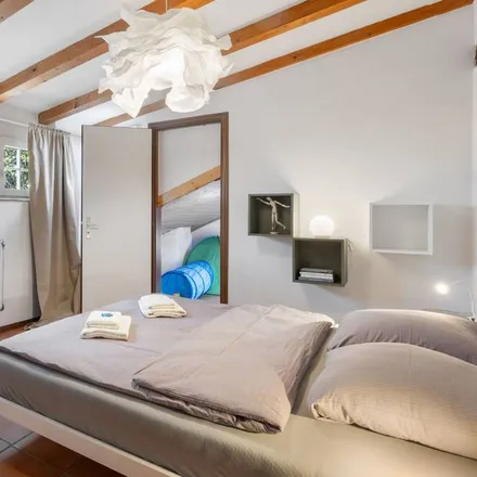 Rent this 1 bed apartment on Ascona in Viale Bartolomeo Papio, 6612 Circolo dell'Isole