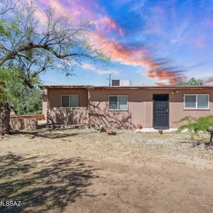 Buy this 3 bed house on Mountain View in Tucson, AZ 85730