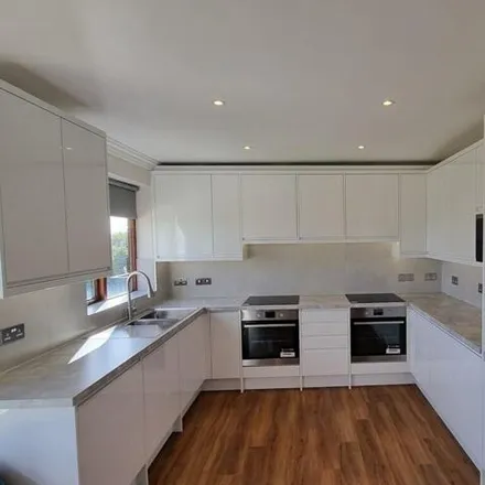 Rent this 4 bed apartment on Dollis Hill Lane in London, NW2 6EX