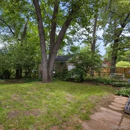 Image 7 - 605 Forestdale Road, Royal Oak, MI 48067, USA - House for sale